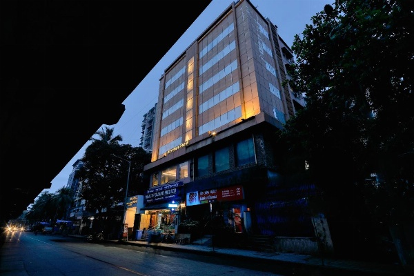 Hotel Ariana Residency image 1