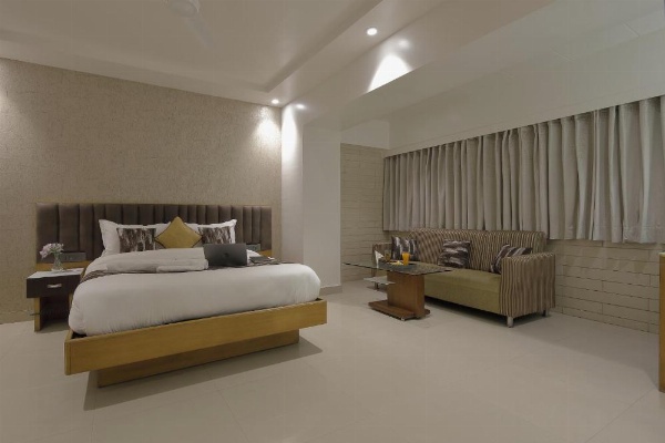 Hotel Ariana Residency image 18