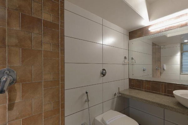 Hotel Ariana Residency image 19