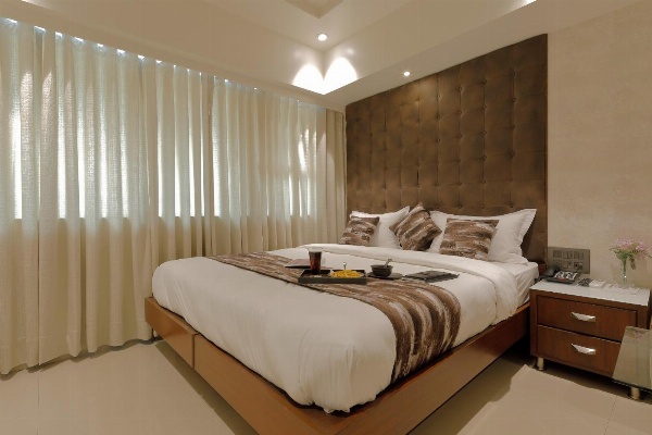 Hotel Ariana Residency image 4